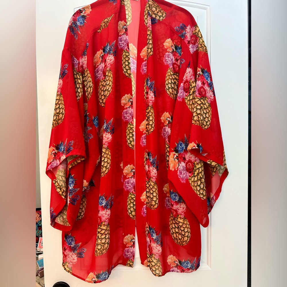 Show Me Your Mumu Texas kimono in pineapple print